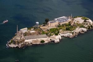 L'ultima idea di Trump: «Riapriremo Alcatraz»