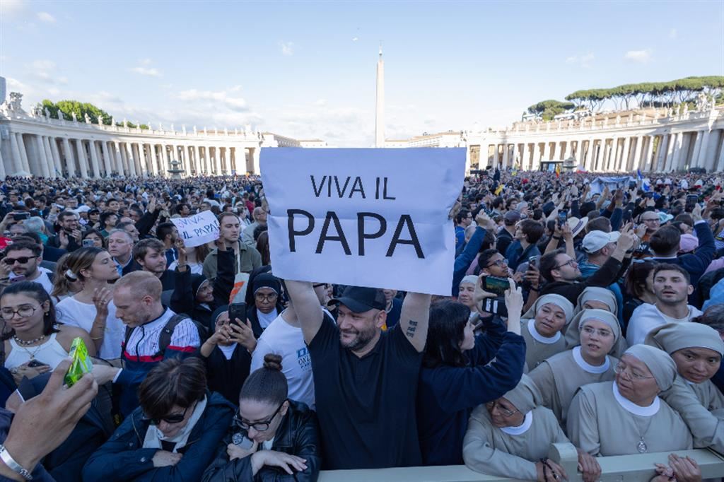 La gioia in piazza San Pietro
